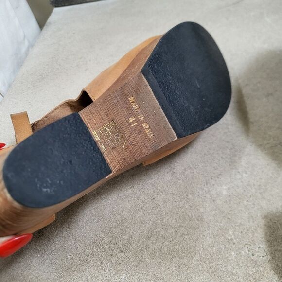 FREE PEOPLE CEDAR LEATHER WOOD BASE CLOG SIZE 41 - Picture 8 of 16